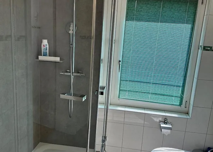 View Deluxe Entrelagos